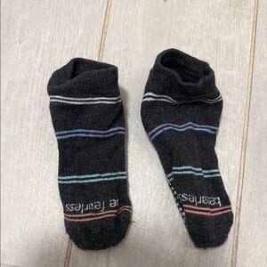 Sticky be grey and multicolor socks